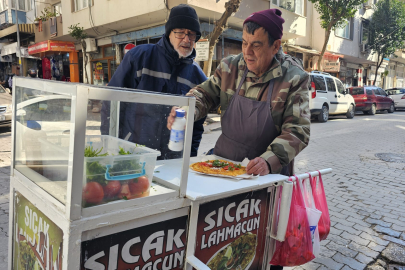 BANDIRMA'DA SOKAK LAHMACUNUNUN FİYATI 20 LİRA OLDU