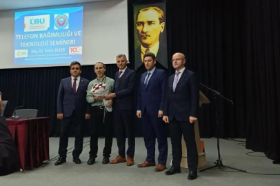 LİSELİ ÖĞRENCİLERE, “TELEFON BAĞIMLILIĞI VE TEKNOLOJİ” FARKINDALIĞI KAZANDIRILDI