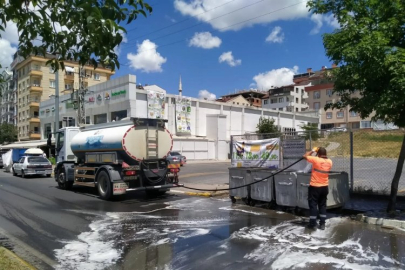 Gebze'de konteynerler dezenfekte ediliyor