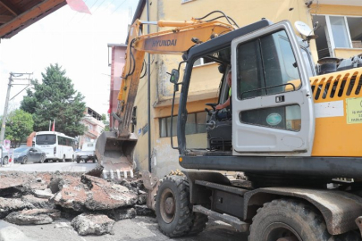 İzmit Tavşantepe Caddesi’nde konforlu ulaşım için çalışılıyor