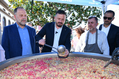 AK PARTİ’DEN BALIKESİR’DE AŞURE HAYRI