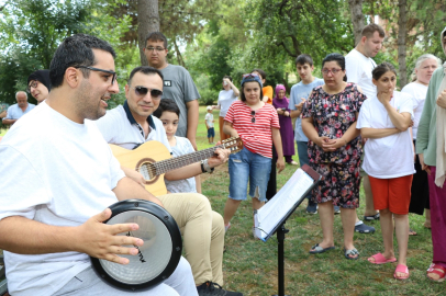 Kocaeli Büyükşehir'den özel bireylere kamp etkinliği