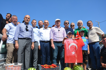 TARLADA ÜRÜNÜ KALAN BANDIRMALI ÇİFTÇİ, EYLEMDE SESİNİ DUYURDU