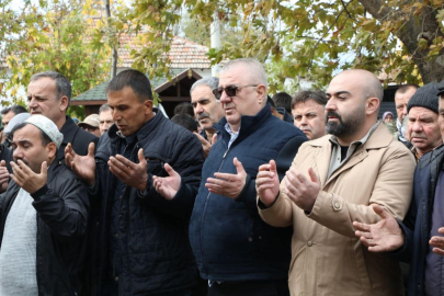 BAŞKAN ERTAŞ, ÇIKRIKÇI’DA YAĞMUR DUASINA KATILDI