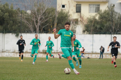 EDREMİTSPOR LİDERDEN 3 PUANI ALDI