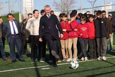 İzmit Ayazma’ya sentetik futbol sahası