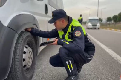 KIŞ LASTİĞİ DENETİMLERİNDE SÜRÜCÜLERE CEZA YAĞMURU