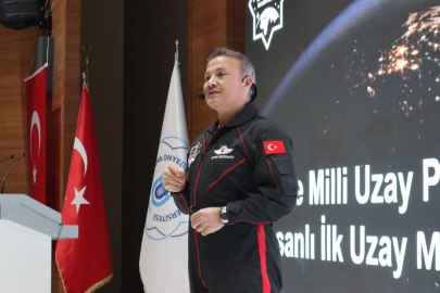 ASTRONOT GEZERAVCI, BANDIRMA’DA TÜRKİYE’NİN UZAY HEDEFLERİNİ ANLATTI